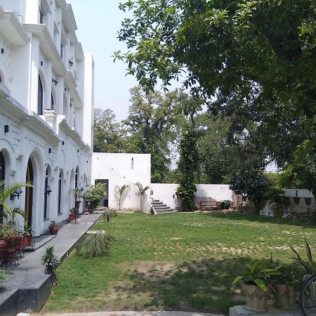 Hotel Kings Retreat Patiāla Εξωτερικό φωτογραφία