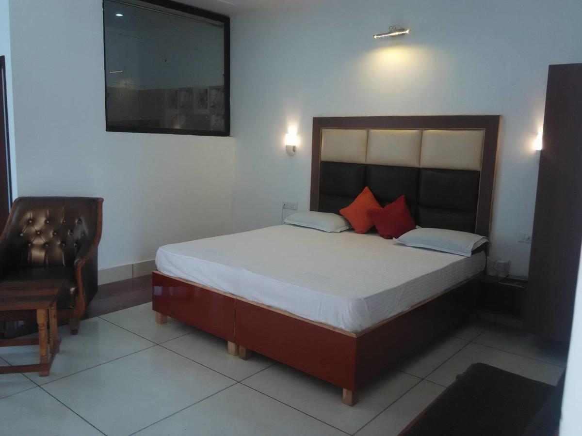 Hotel Kings Retreat Patiāla Εξωτερικό φωτογραφία