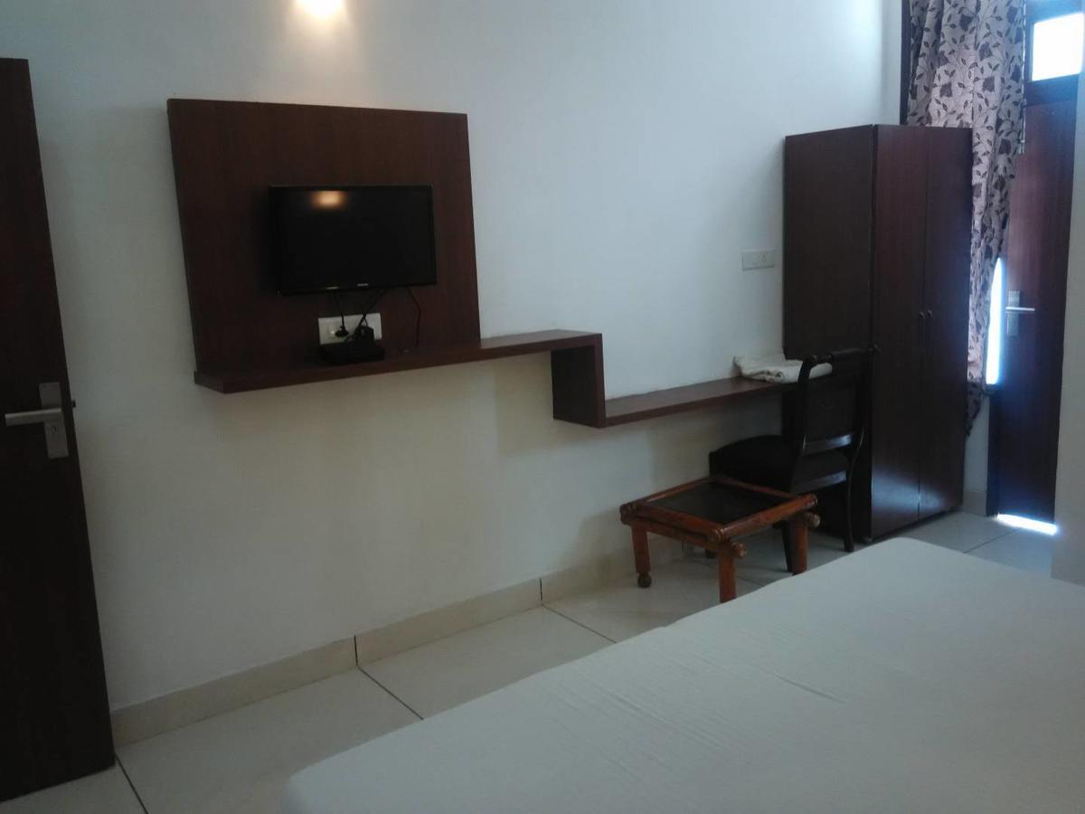 Hotel Kings Retreat Patiāla Εξωτερικό φωτογραφία